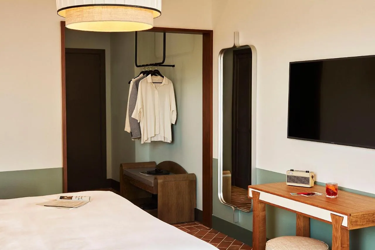 Hotel The Hoxton, Poblenou Barcelona 4*,  España